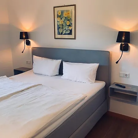 Hotel - Alt Fuerstaett Rosenheim